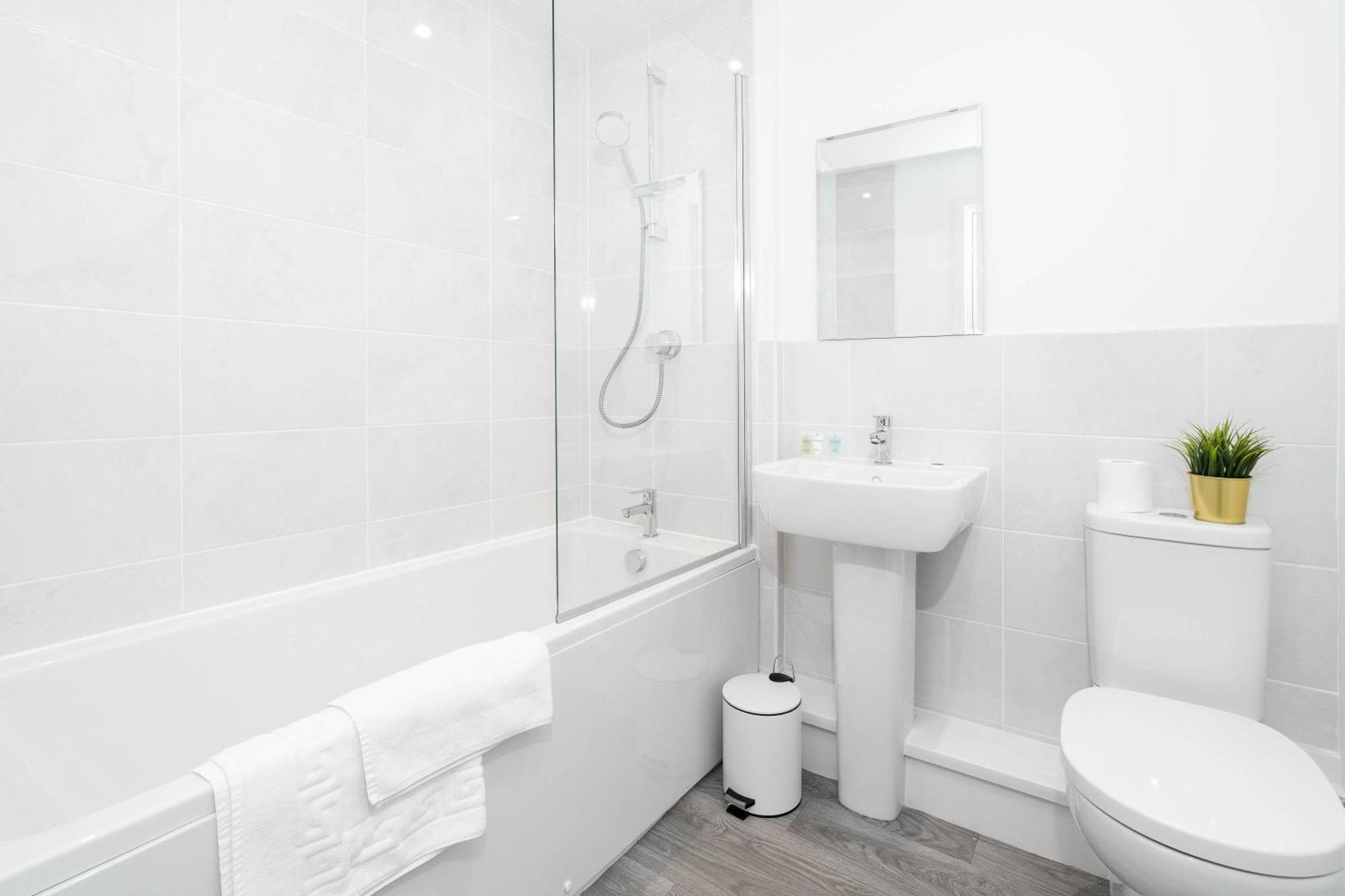 Apartment In Selly Oak - Parking Included 20Cc Birmingham Ngoại thất bức ảnh